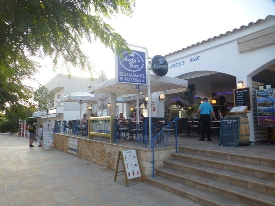 Andy's Bar